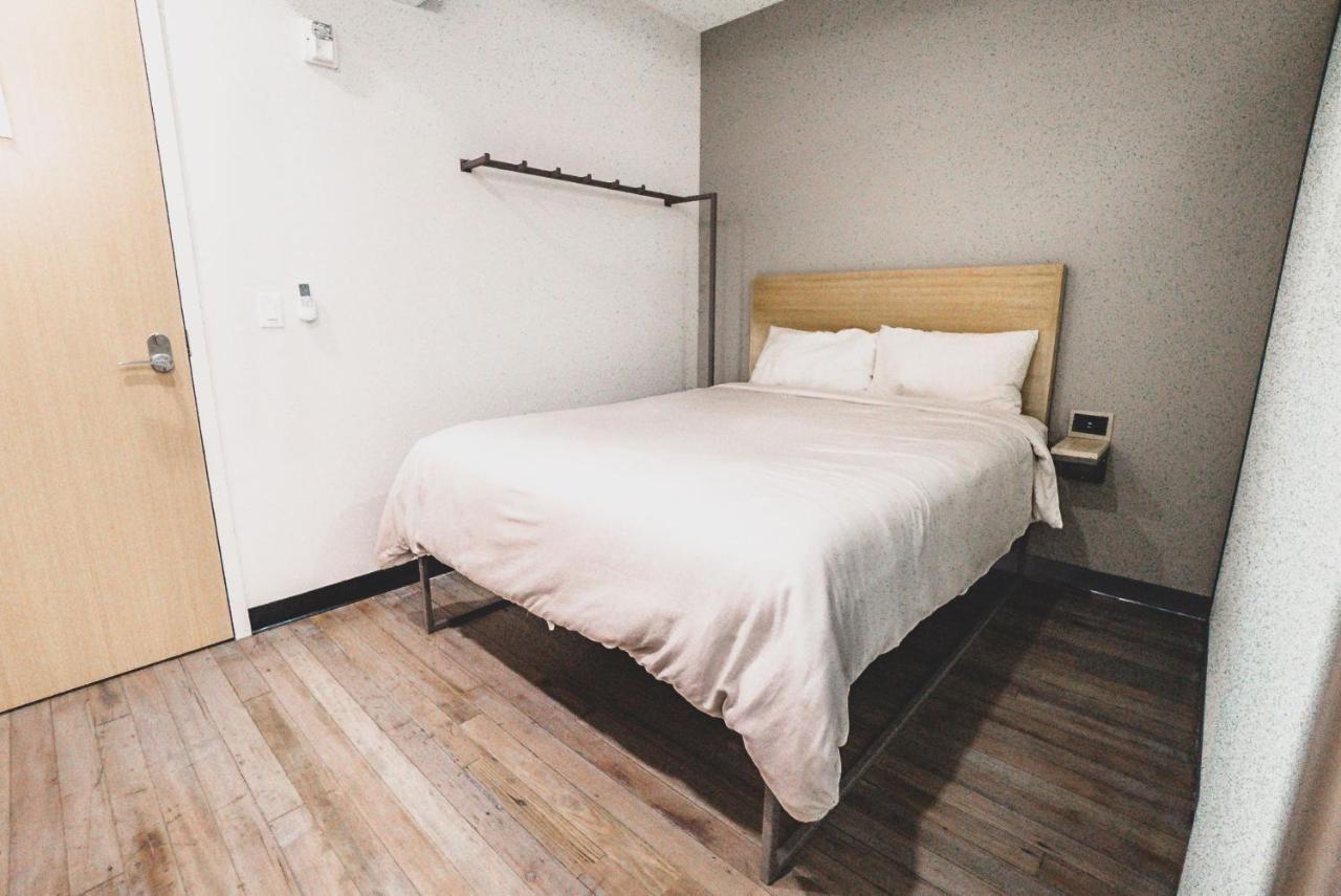 Sova Micro-Room & Social Hotel Dallas Buitenkant foto